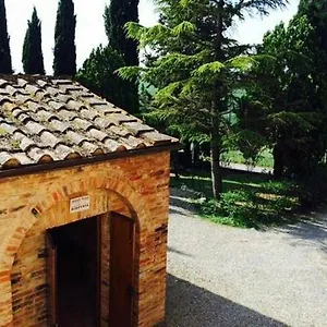 https://casa-cecchi.it-tuscanyhotel.com